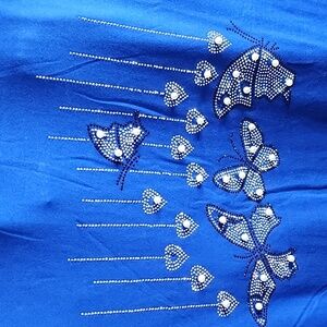 NWT EMBELLISHED PEARL ACCENT TOP